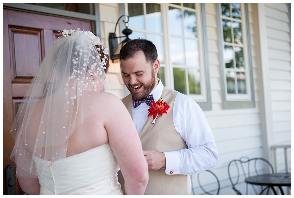 bride groom first look