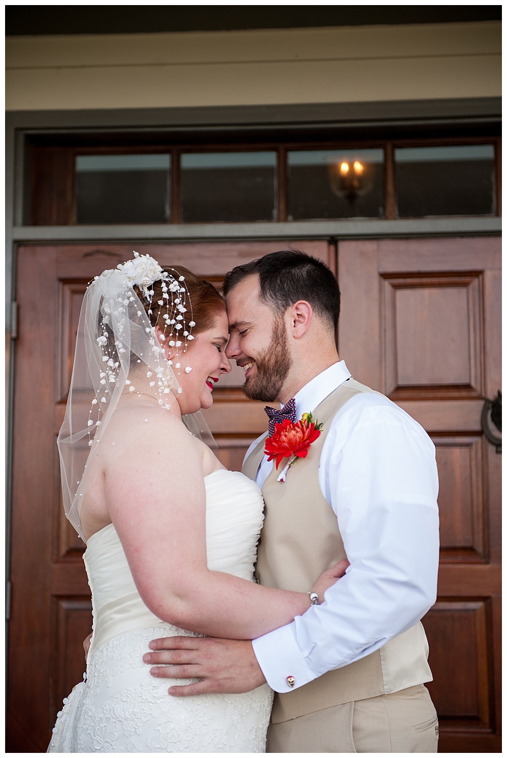 bride groom first look