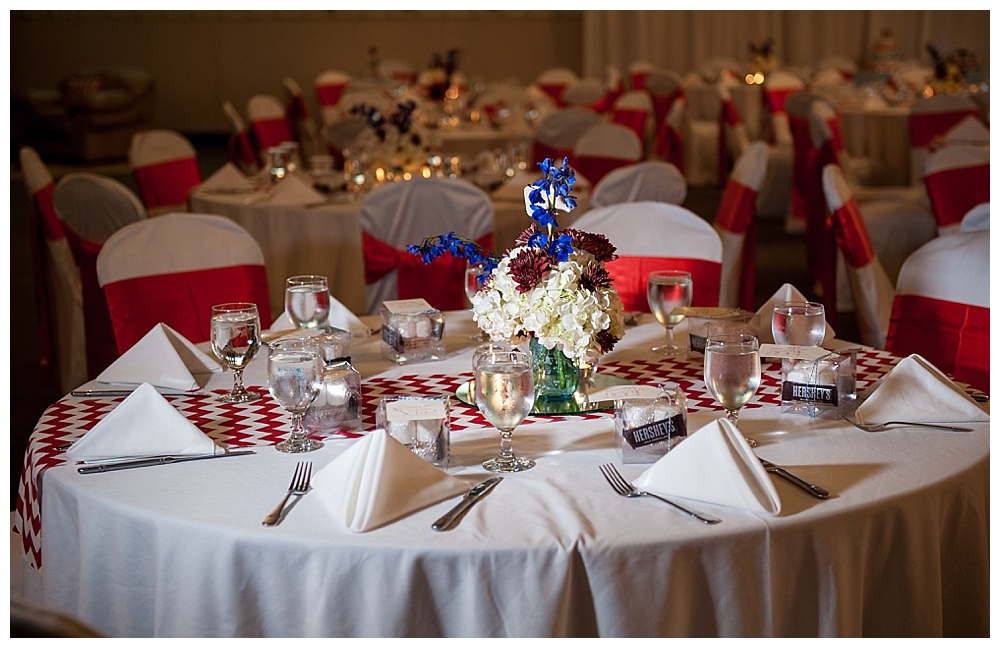 red white and blue wedding reception decor