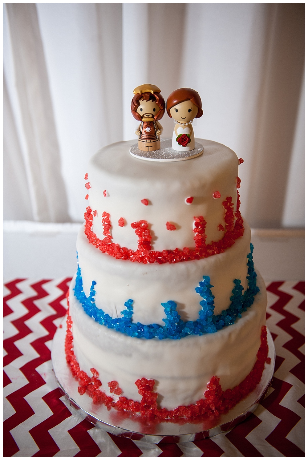 red white and blue wedding cake