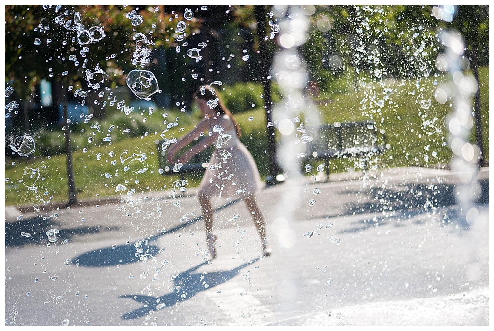 Georgetown dancer portraits in fountain