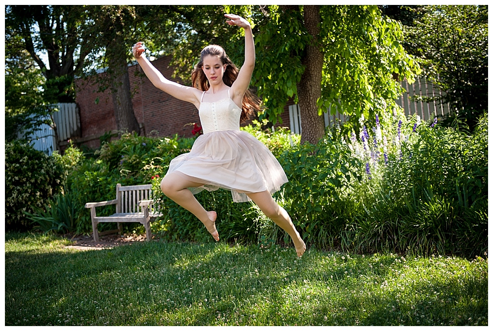 Georgetown dancer portraits leaping