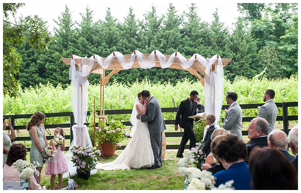 perigeaux winery wedding ceremony