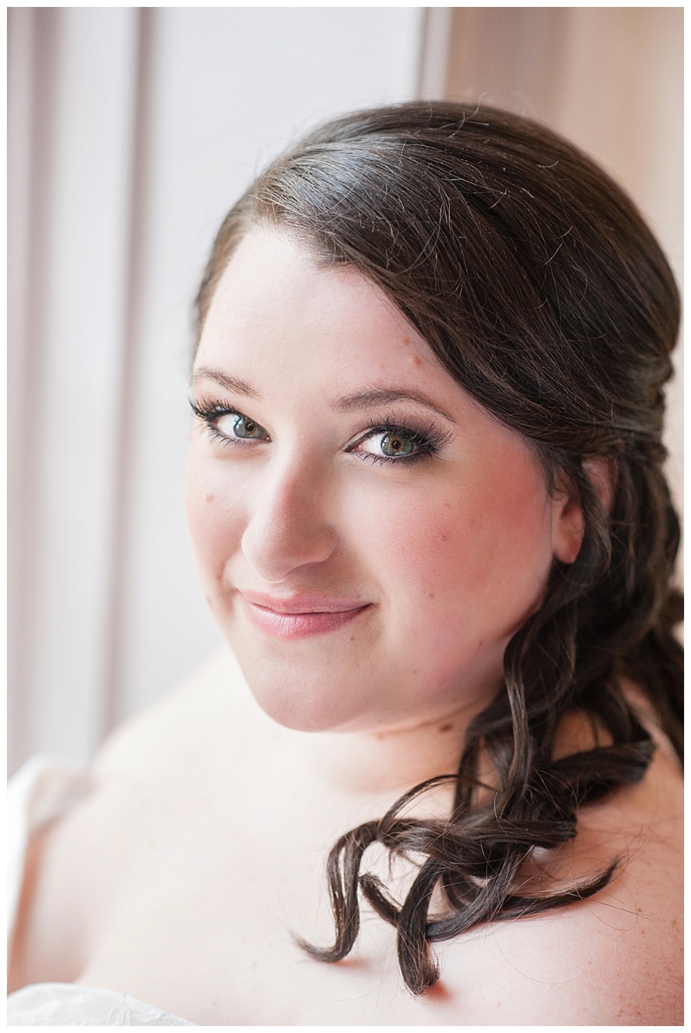 bridal portrait strathmore mansion wedding