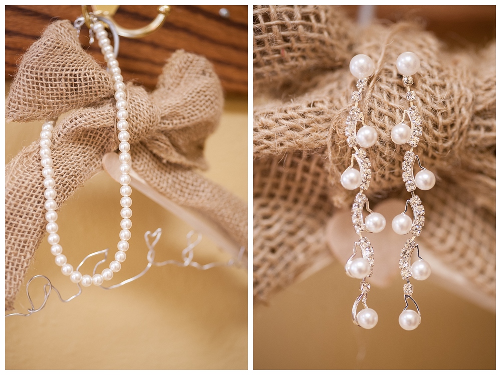 rustic wedding accessories