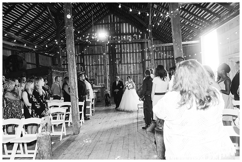 cloverdale barn wedding winchester va