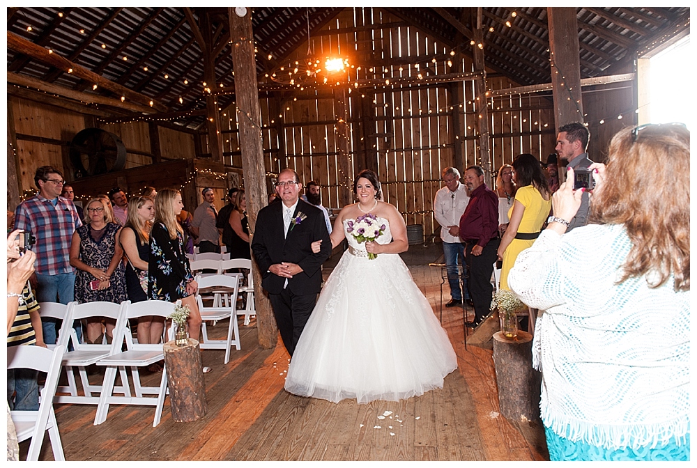 cloverdale barn wedding winchester va