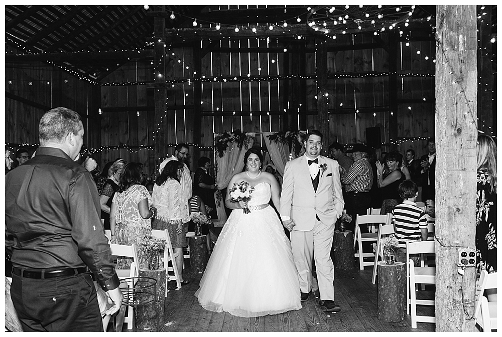 cloverdale barn wedding winchester va