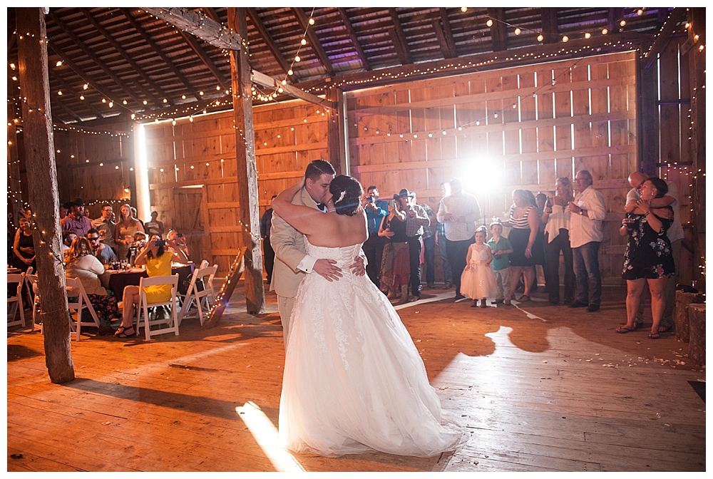 cloverdale barn wedding winchester va