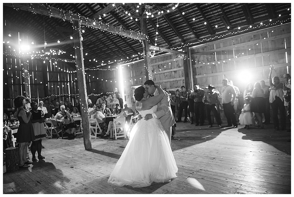 cloverdale barn wedding winchester va