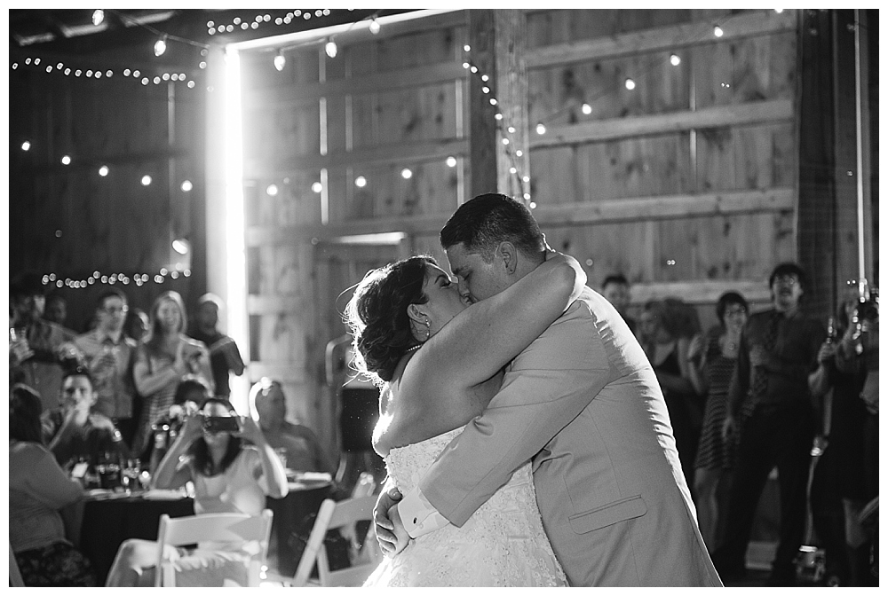 cloverdale barn wedding winchester va