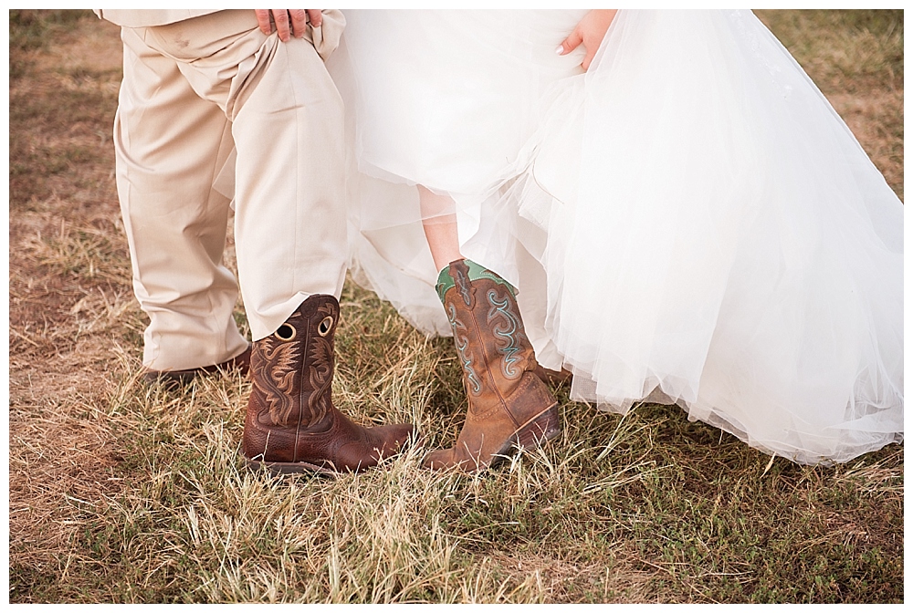 cloverdale barn wedding winchester va