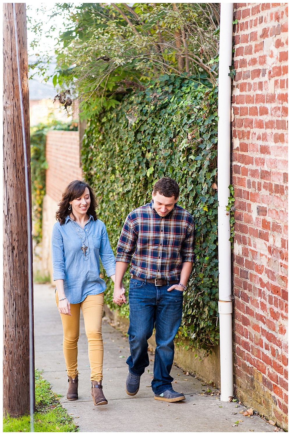 Fredericksburg VA Engagement Session 20 Fall Engagement Session in Old Town Fredericksburg, VA Photos