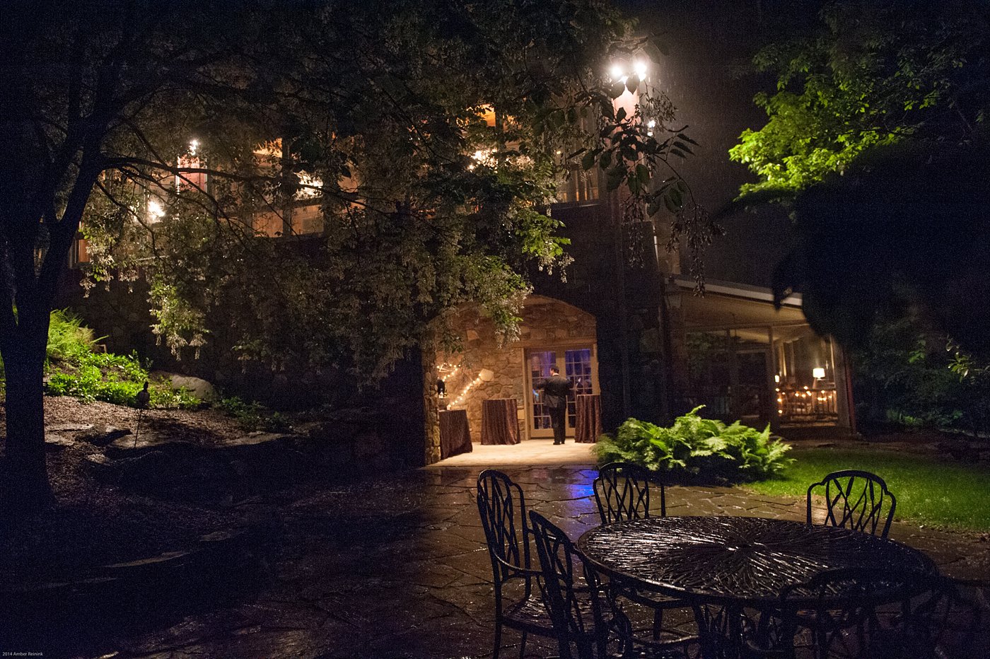 thorpewood mountain memories wedding outside on rainy night Thurmond, MD